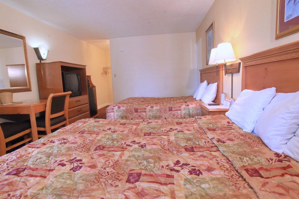 Regency Inn Pigeon Forge Zimmer foto